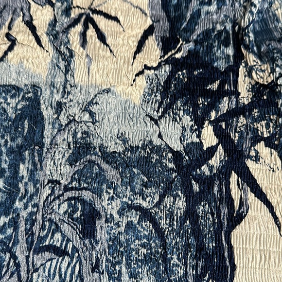 GUC Alberto Makali size large safari print 2 piece crinkle top - Picture 9 of 13